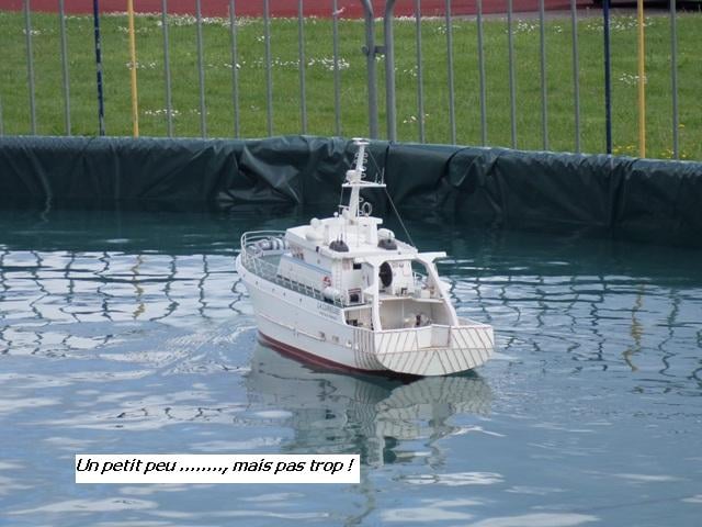 Bateau Curieuse